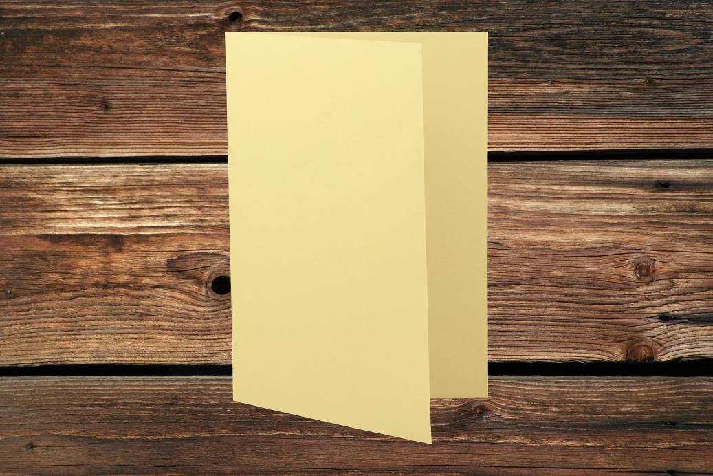 Klappkarten 105/210x150 mm hochdoppelt Zartgelb 230 g/qm